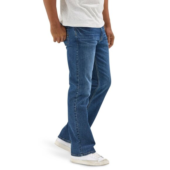 Wrangler Men's and Big Men's Relaxed Bootcut Jean, Size 42x30, Medium Wash Demin - Picture 2 of 5